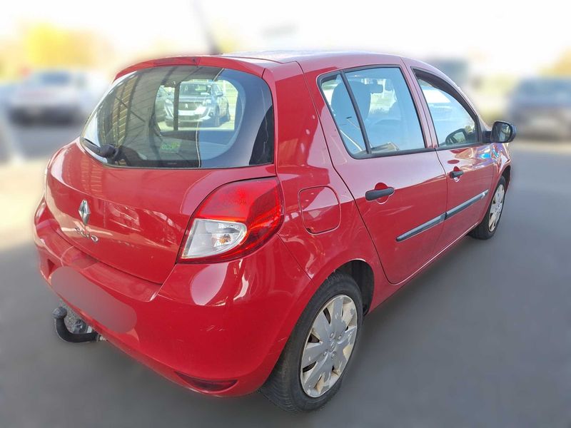 Renault Clio 1.2 Authentique 2010 – снимка 5