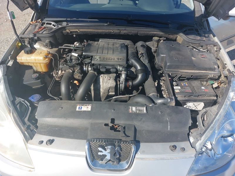 Peugeot 407 1.6 HDi Confort 2005 – снимка 8