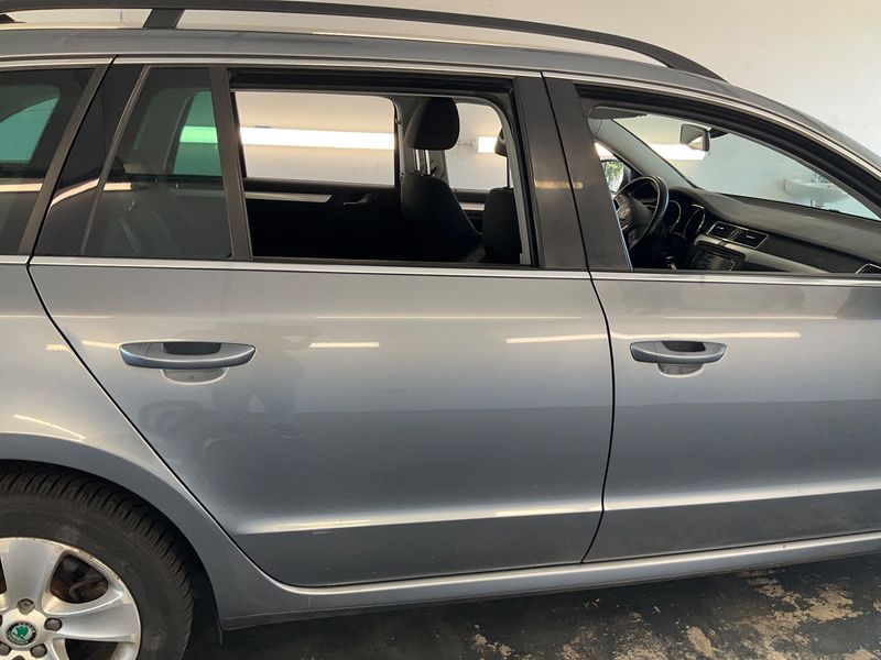 Skoda Superb 1.8 TSI Ambition 2013 – снимка 10