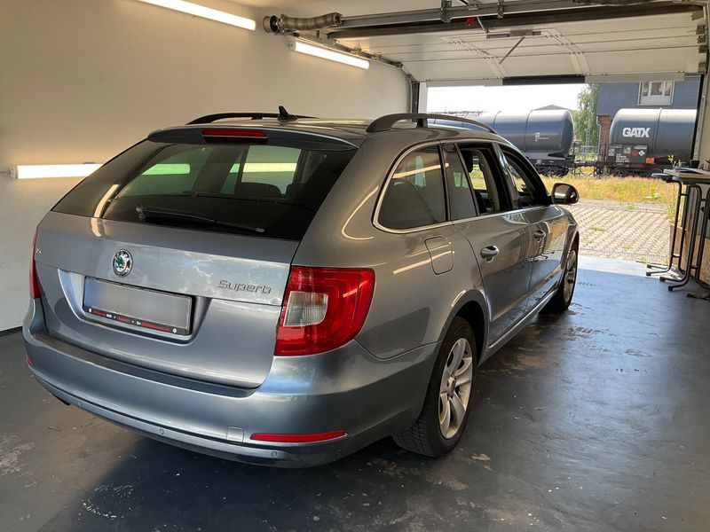 Skoda Superb 1.8 TSI Ambition 2013 – снимка 8