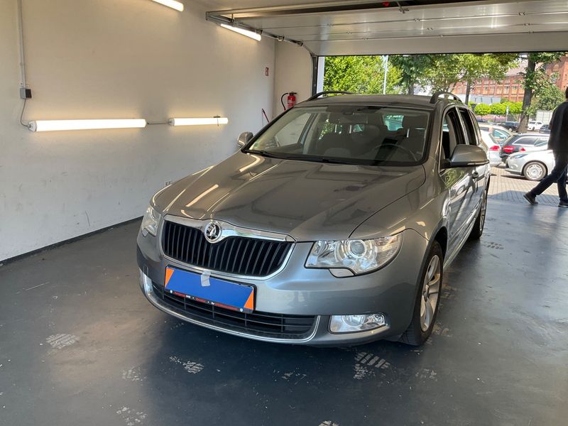 Skoda Superb 1.8 TSI Ambition 2013 – снимка 1