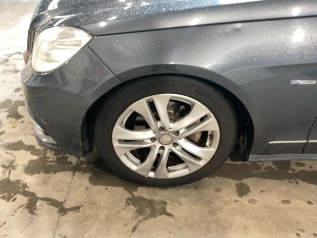Mercedes-Benz E-Klasse E 200 CDI T BlueEfficiency Avantgarde 2011 – снимка 3