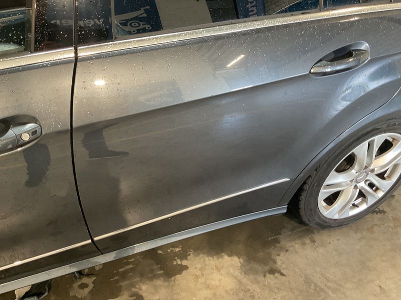 Mercedes-Benz E-Klasse E 200 CDI T BlueEfficiency Avantgarde 2011 – снимка 25