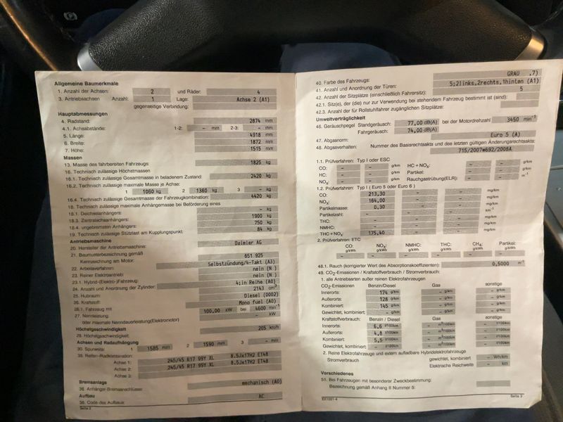 Mercedes-Benz E-Klasse E 200 CDI T BlueEfficiency Avantgarde 2011 – снимка 21