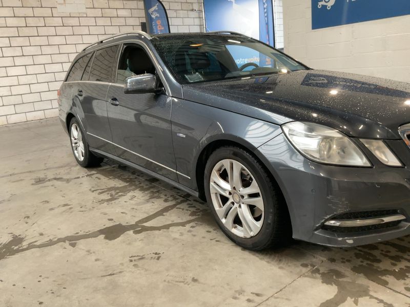 Mercedes-Benz E-Klasse E 200 CDI T BlueEfficiency Avantgarde 2011 – снимка 12