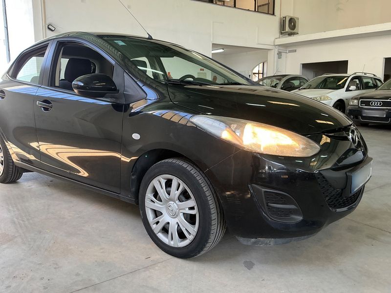 Mazda 2 1.3 Active 2013 – снимка 12