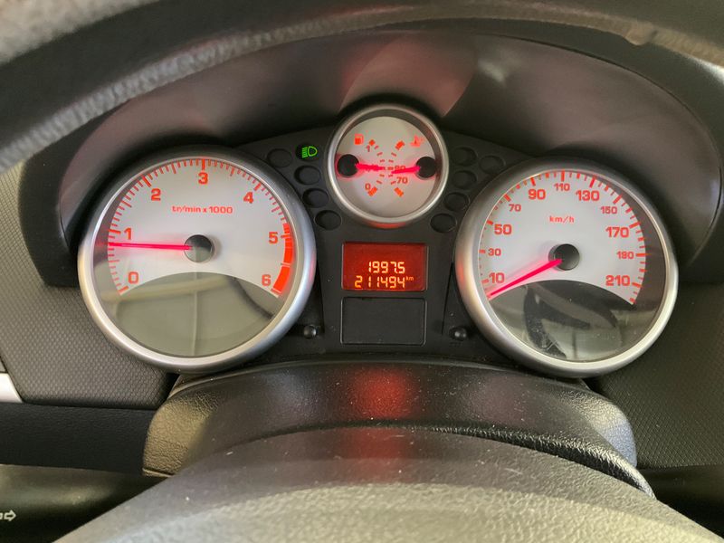 Peugeot 207 1.6 HDi Style 2008 – снимка 4