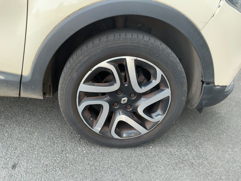 Renault Captur 0.9 Energy Hypnotic 2016 – снимка 11