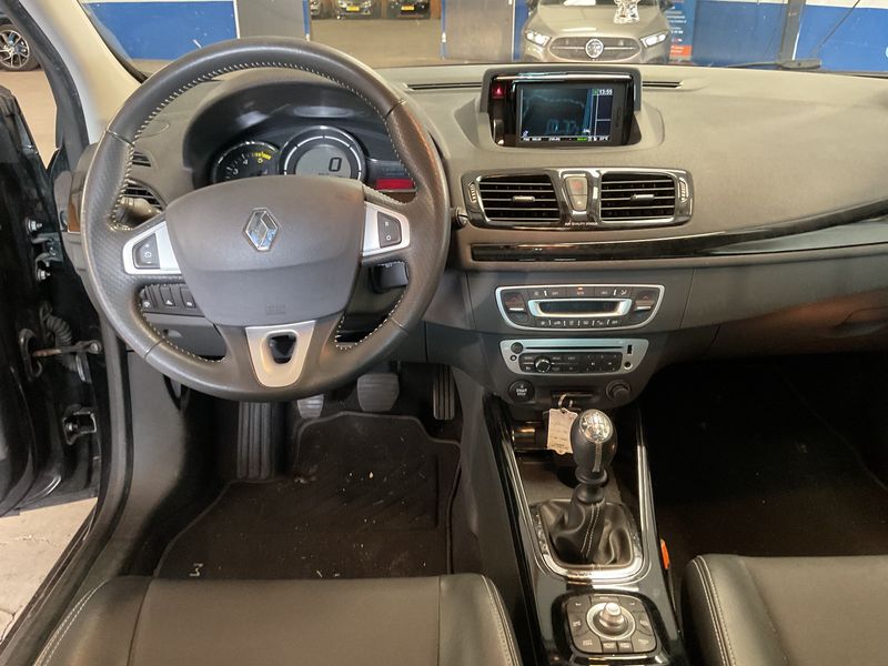 Renault Megane 1.5 dCi BOSE Edition 2012 – снимка 17
