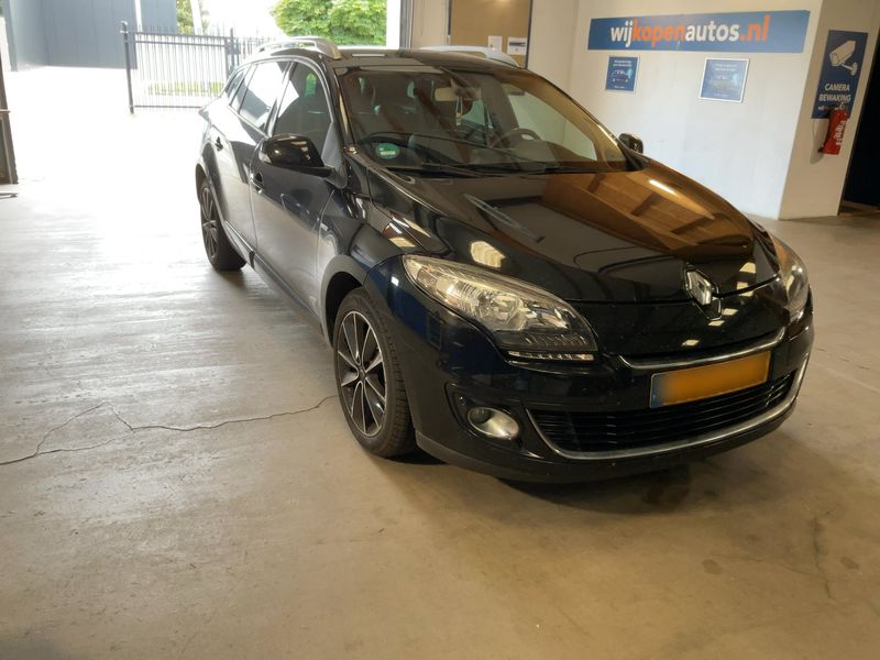Renault Megane 1.5 dCi BOSE Edition 2012 – снимка 12