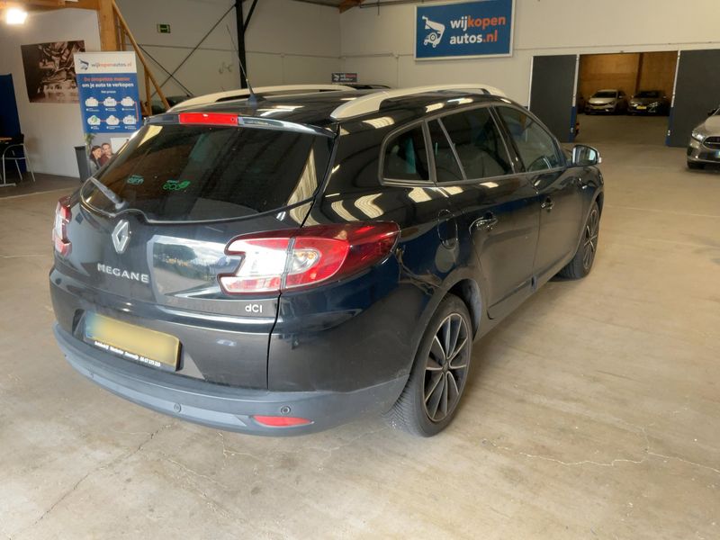Renault Megane 1.5 dCi BOSE Edition 2012 – снимка 8