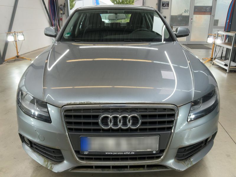 Audi A4 1.8 TFSI Attraction 2011 – снимка 9
