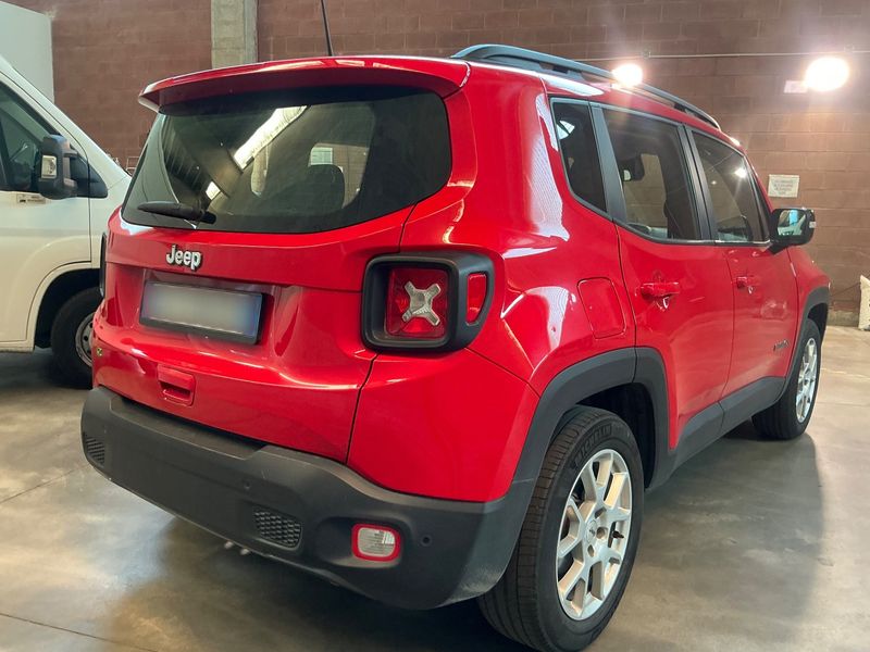 Jeep Renegade 1.5 GSE T4 e-Hybrid Longitude FWD 2023 – снимка 8