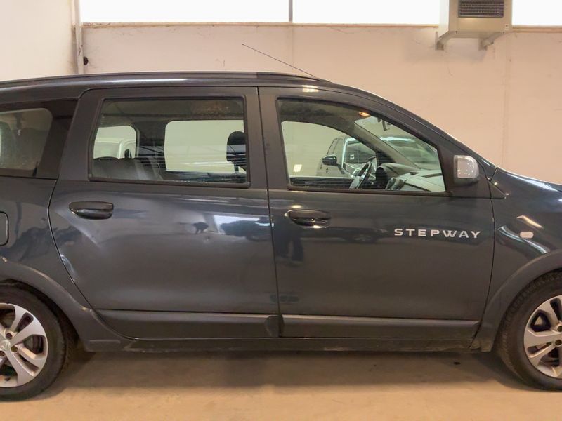 Dacia Lodgy 1.5 dCi Diesel Stepway 2016 – снимка 10