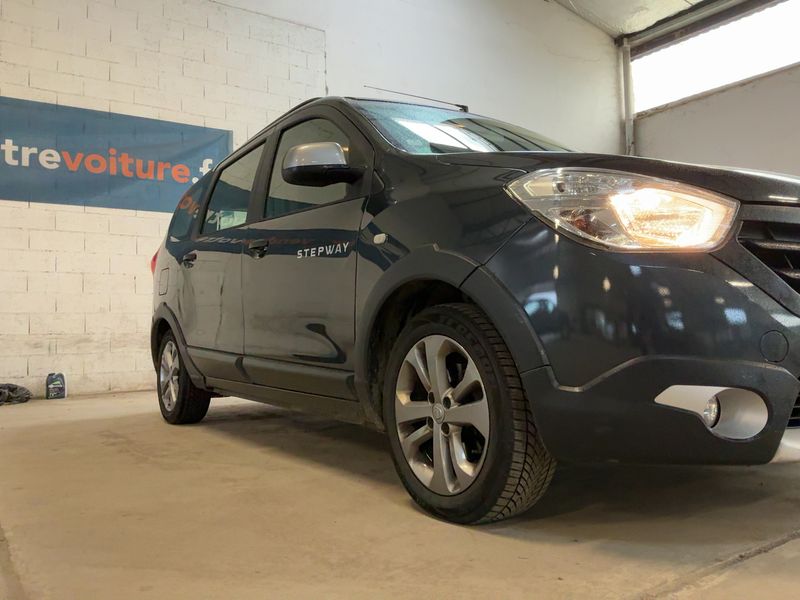 Dacia Lodgy 1.5 dCi Diesel Stepway 2016 – снимка 12