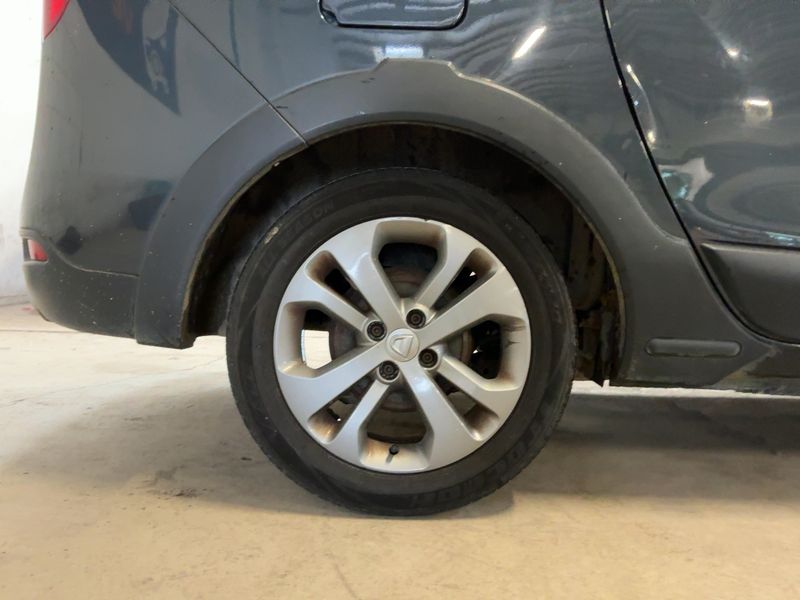 Dacia Lodgy 1.5 dCi Diesel Stepway 2016 – снимка 9