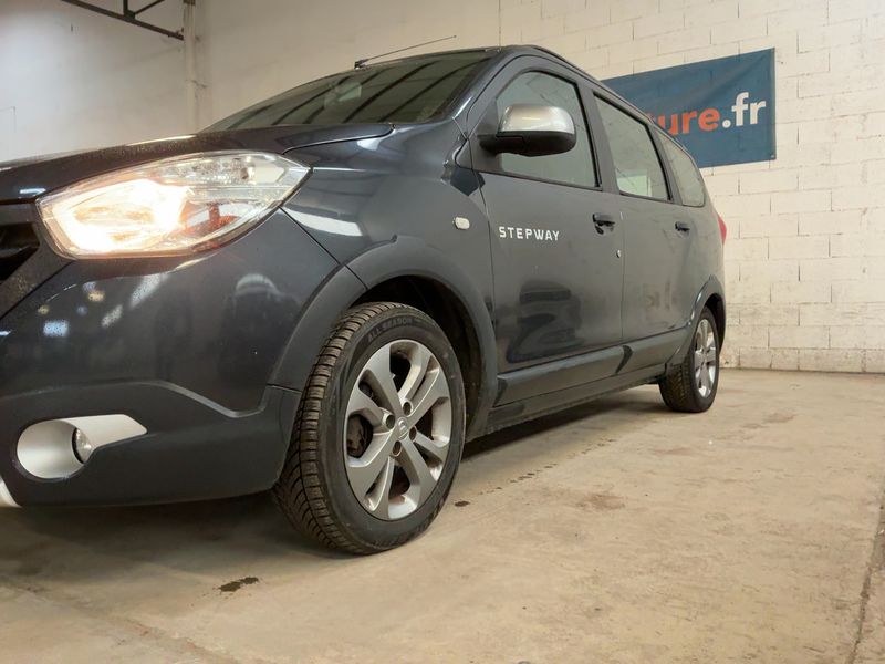 Dacia Lodgy 1.5 dCi Diesel Stepway 2016 – снимка 2