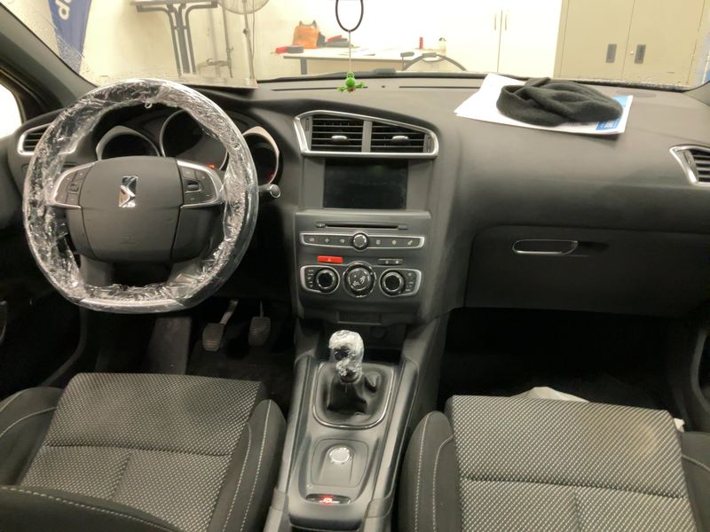 DS Automobiles DS4 1.6 Blue-HDi 2018 – снимка 18