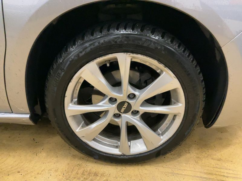 DS Automobiles DS4 1.6 Blue-HDi 2018 – снимка 11
