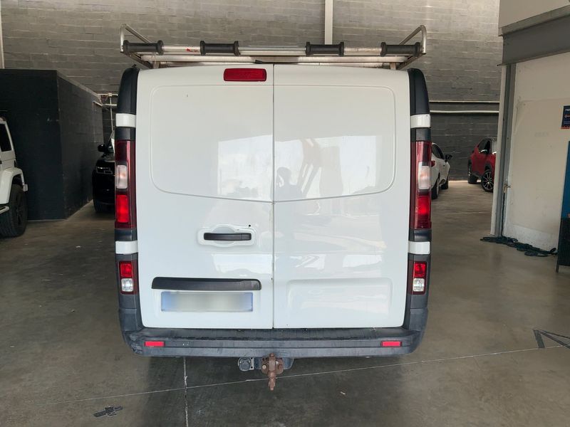 Renault Trafic 1.6 dCi Grand Confort L1H1 1000 2017 – снимка 7