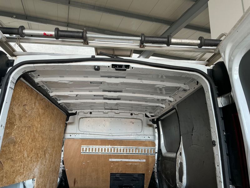 Renault Trafic 1.6 dCi Grand Confort L1H1 1000 2017 – снимка 29