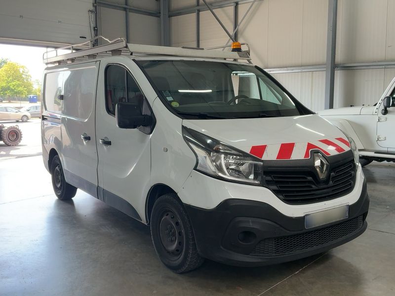 Renault Trafic 1.6 dCi Grand Confort L1H1 1000 2017 – снимка 12