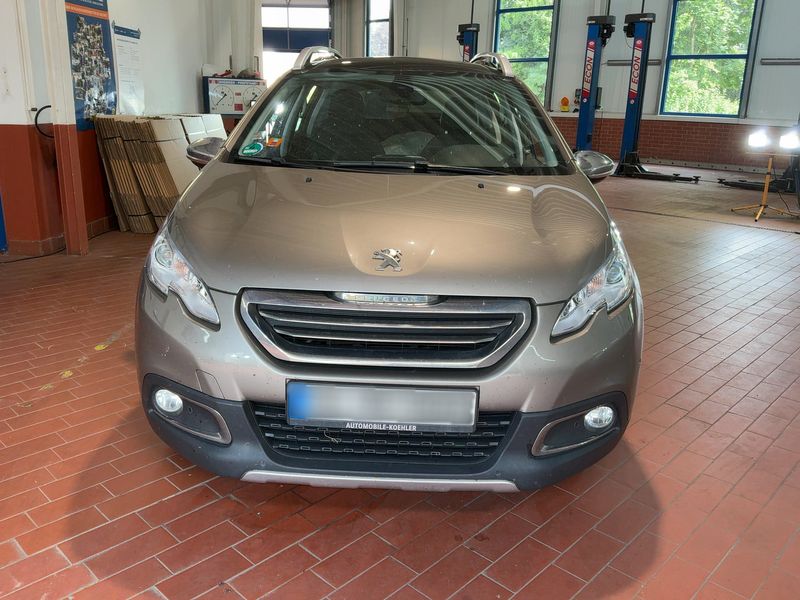 Peugeot 2008 1.6 e-HDi Allure 2013 – снимка 14
