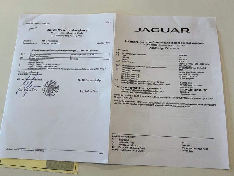 Jaguar E-Pace P300e Plug-in Hybrid R-Dynamic SE AWD 2024 – снимка 22