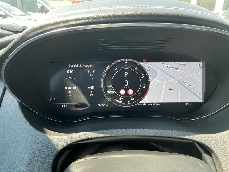 Jaguar E-Pace P300e Plug-in Hybrid R-Dynamic SE AWD 2024 – снимка 19