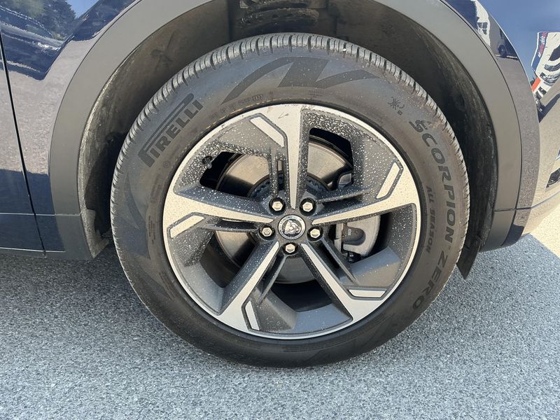 Jaguar E-Pace P300e Plug-in Hybrid R-Dynamic SE AWD 2024 – снимка 11