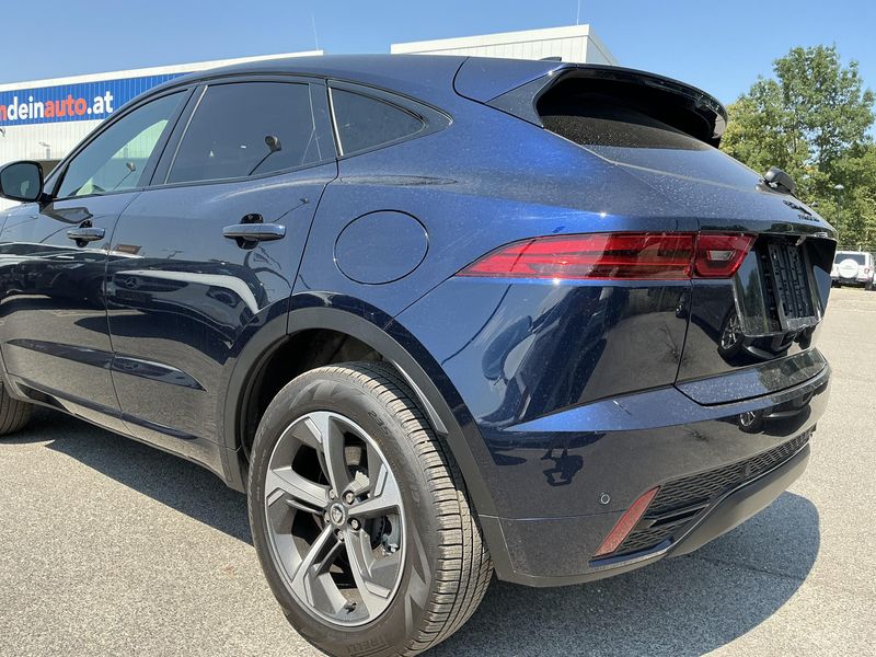Jaguar E-Pace P300e Plug-in Hybrid R-Dynamic SE AWD 2024 – снимка 6
