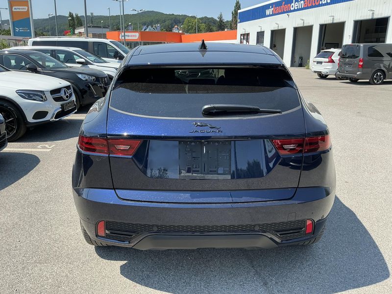 Jaguar E-Pace P300e Plug-in Hybrid R-Dynamic SE AWD 2024 – снимка 7