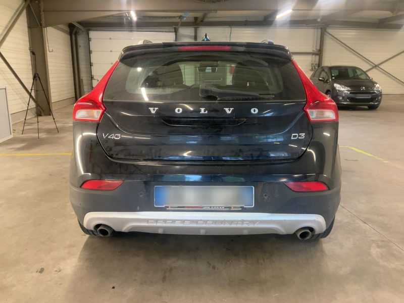 Volvo V40 Cross Country 2.0 D3 Summum 2015 – снимка 7