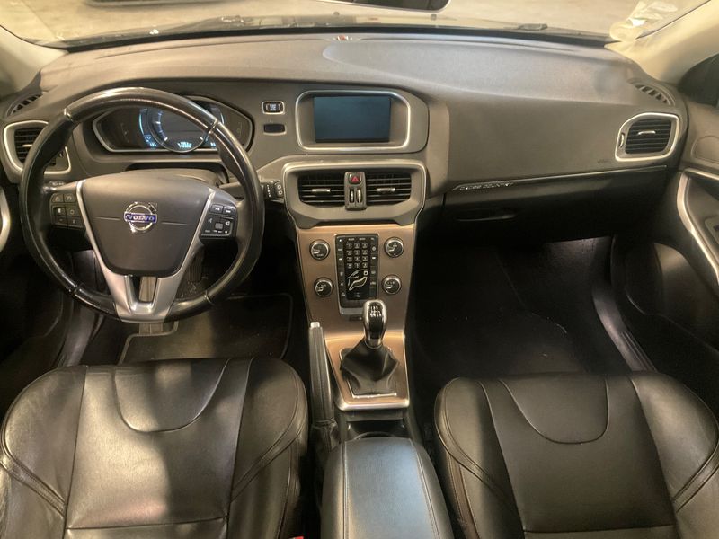 Volvo V40 Cross Country 2.0 D3 Summum 2015 – снимка 17