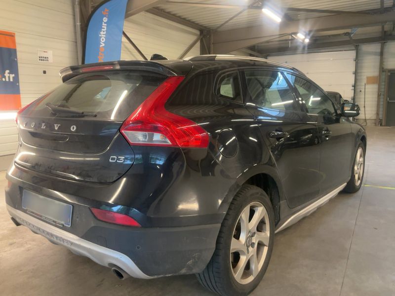 Volvo V40 Cross Country 2.0 D3 Summum 2015 – снимка 8