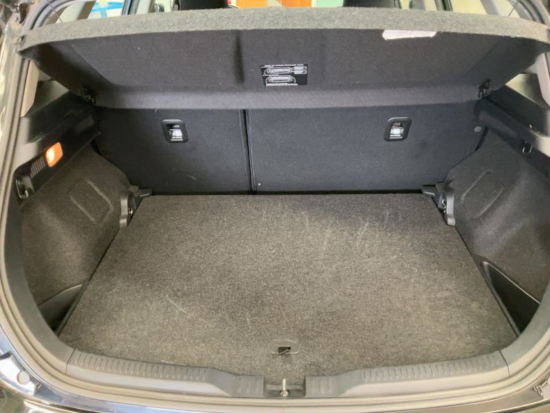 Toyota Auris 1.4 Turbodiesel Active 2013 – снимка 15