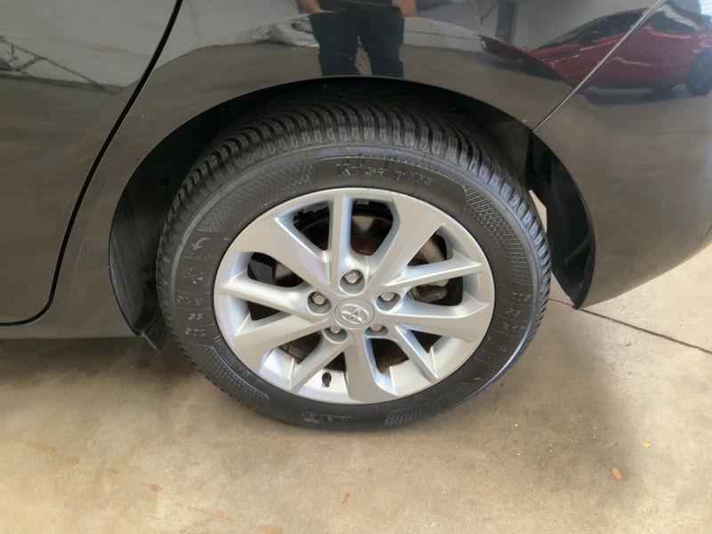 Toyota Auris 1.4 Turbodiesel Active 2013 – снимка 5