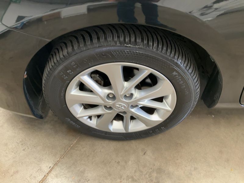 Toyota Auris 1.4 Turbodiesel Active 2013 – снимка 3