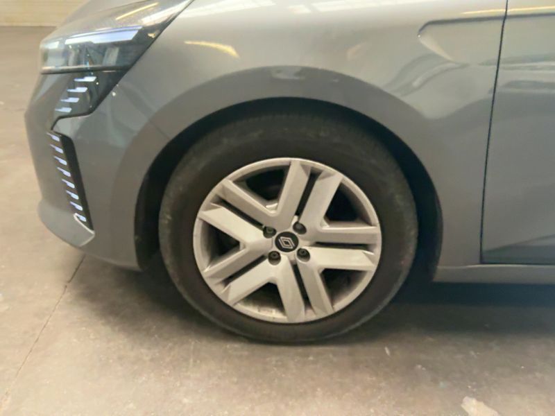 Renault Clio 1.0 TCe Evolution 2024 – снимка 3