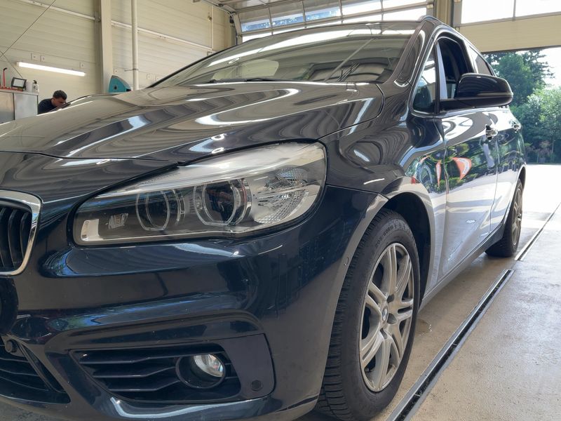 BMW 2er 216d Active Tourer Sport Line 2015 – снимка 2