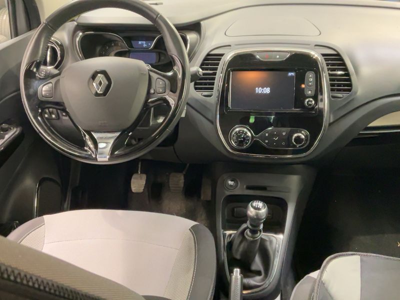 Renault Captur 1.5 dCi Energy Intens 2016 – снимка 17