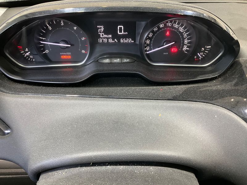 Peugeot 208 1.6 Blue-HDi Active 2016 – снимка 18