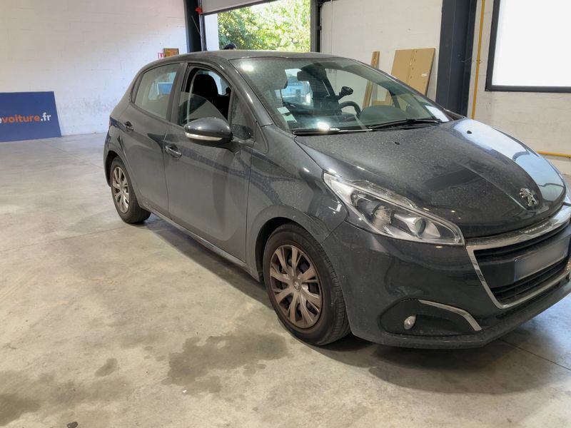 Peugeot 208 1.6 Blue-HDi Active 2016 – снимка 12