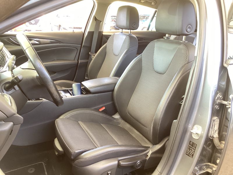 Opel Insignia Grand Sport 2.0 Turbo Business Elegance 2021 – снимка 25