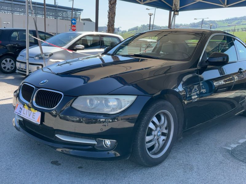 BMW 3er 320d xDrive 2011 – снимка 2