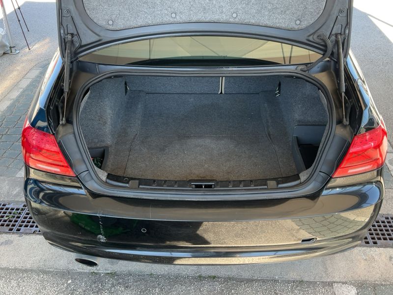 BMW 3er 320d xDrive 2011 – снимка 15