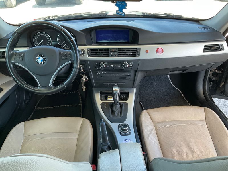 BMW 3er 320d xDrive 2011 – снимка 17