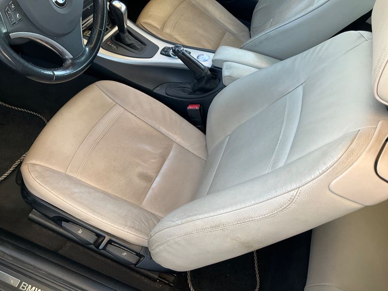BMW 3er 320d xDrive 2011 – снимка 31