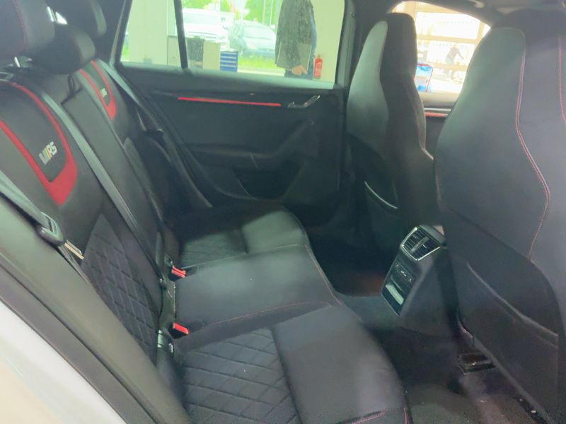 Skoda Octavia 2.0 TSI RS 2018 – снимка 20