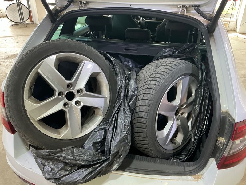 Skoda Octavia 2.0 TSI RS 2018 – снимка 15